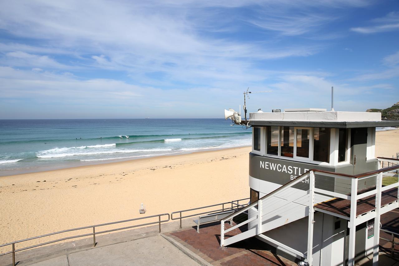 Arena Luxury Beachfront Apartment Newcastle Eksteriør bilde